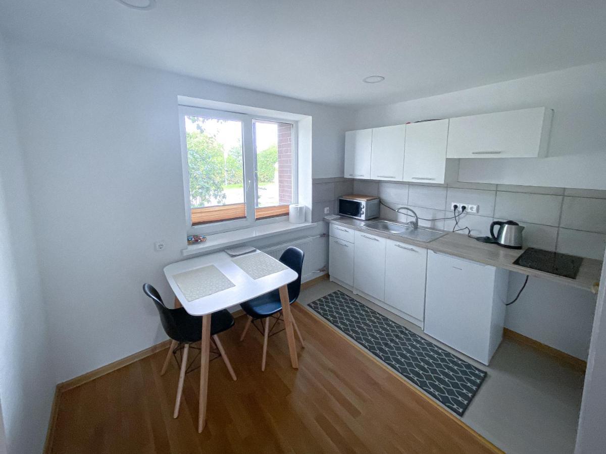 Apartamentai Birzuose, Double Bedroom And Single Bedroom Apartments Biržai Buitenkant foto