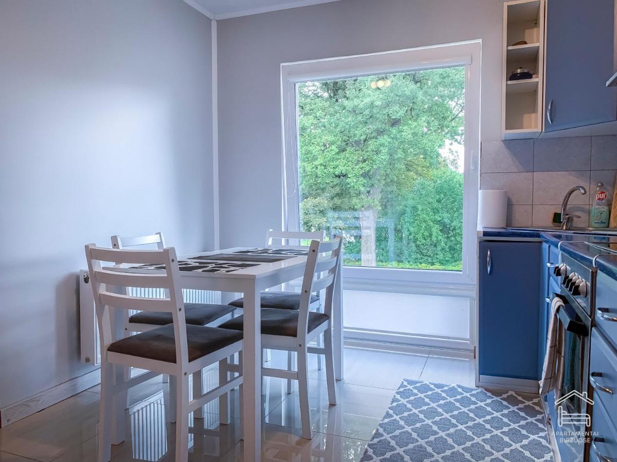 Apartamentai Birzuose, Double Bedroom And Single Bedroom Apartments Biržai Buitenkant foto