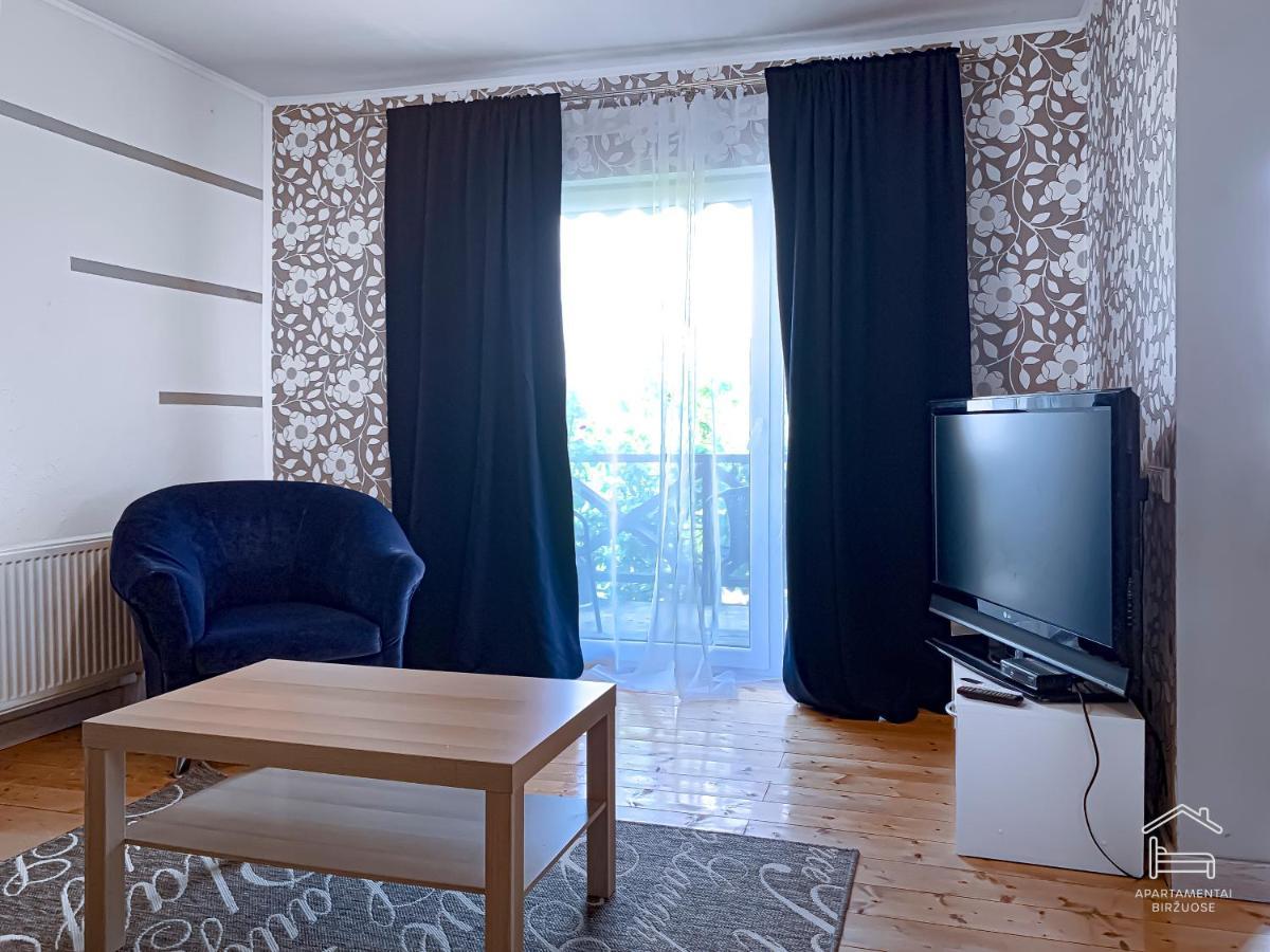 Apartamentai Birzuose, Double Bedroom And Single Bedroom Apartments Biržai Buitenkant foto