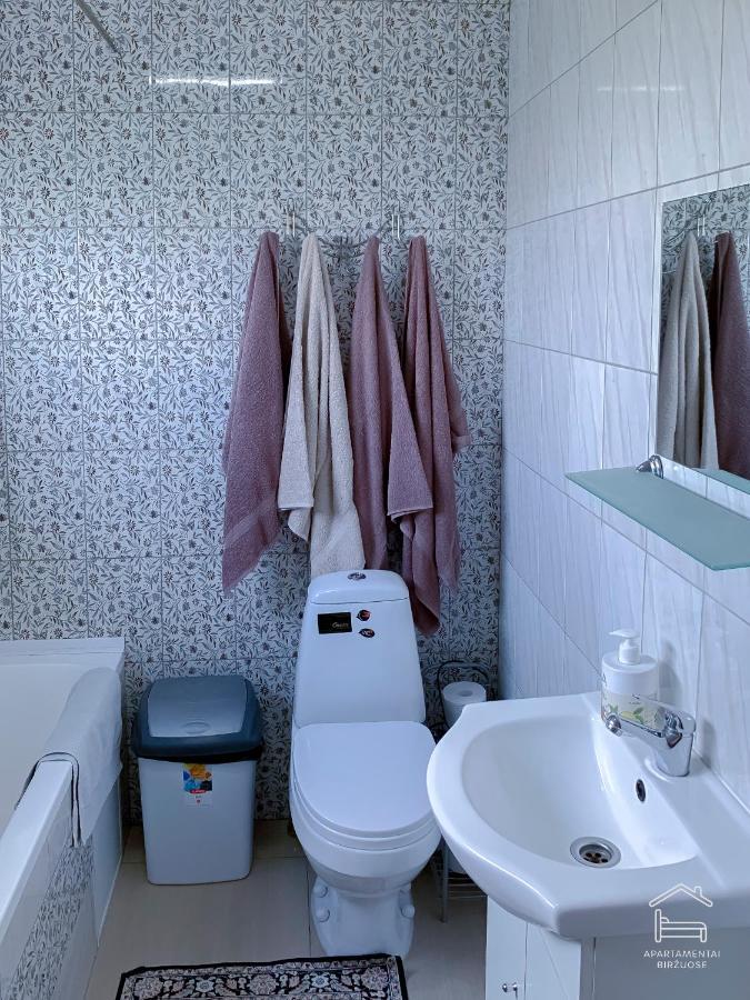 Apartamentai Birzuose, Double Bedroom And Single Bedroom Apartments Biržai Buitenkant foto